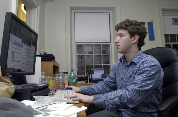 If Mark Zuckerberg came in for an interview in disguise, would he have the skills/education needed to be a programmer at Facebook?-第1张图片